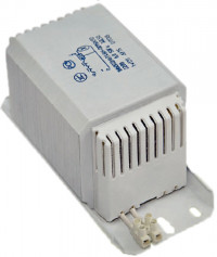 Aproximativ 150 W