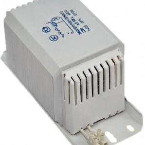 Aproximativ 150 W